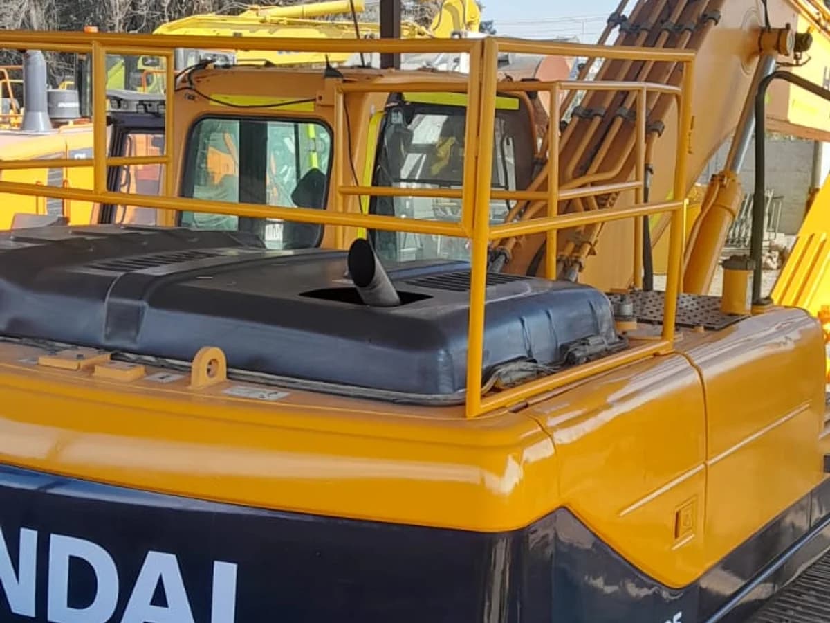 HYUNDAI ROBEX 220 2018 - Imagen 7
