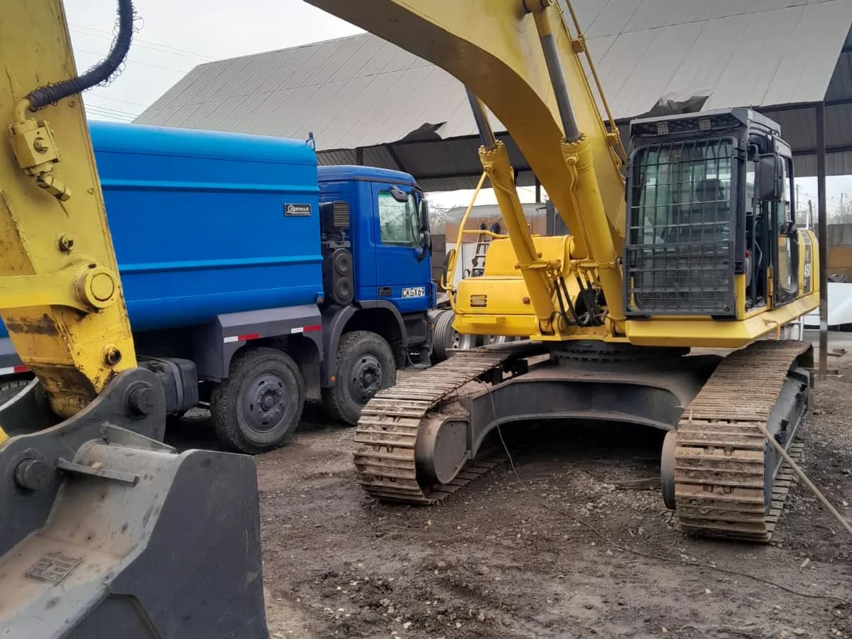 Komatsu PC450 2014 - Imagen 2