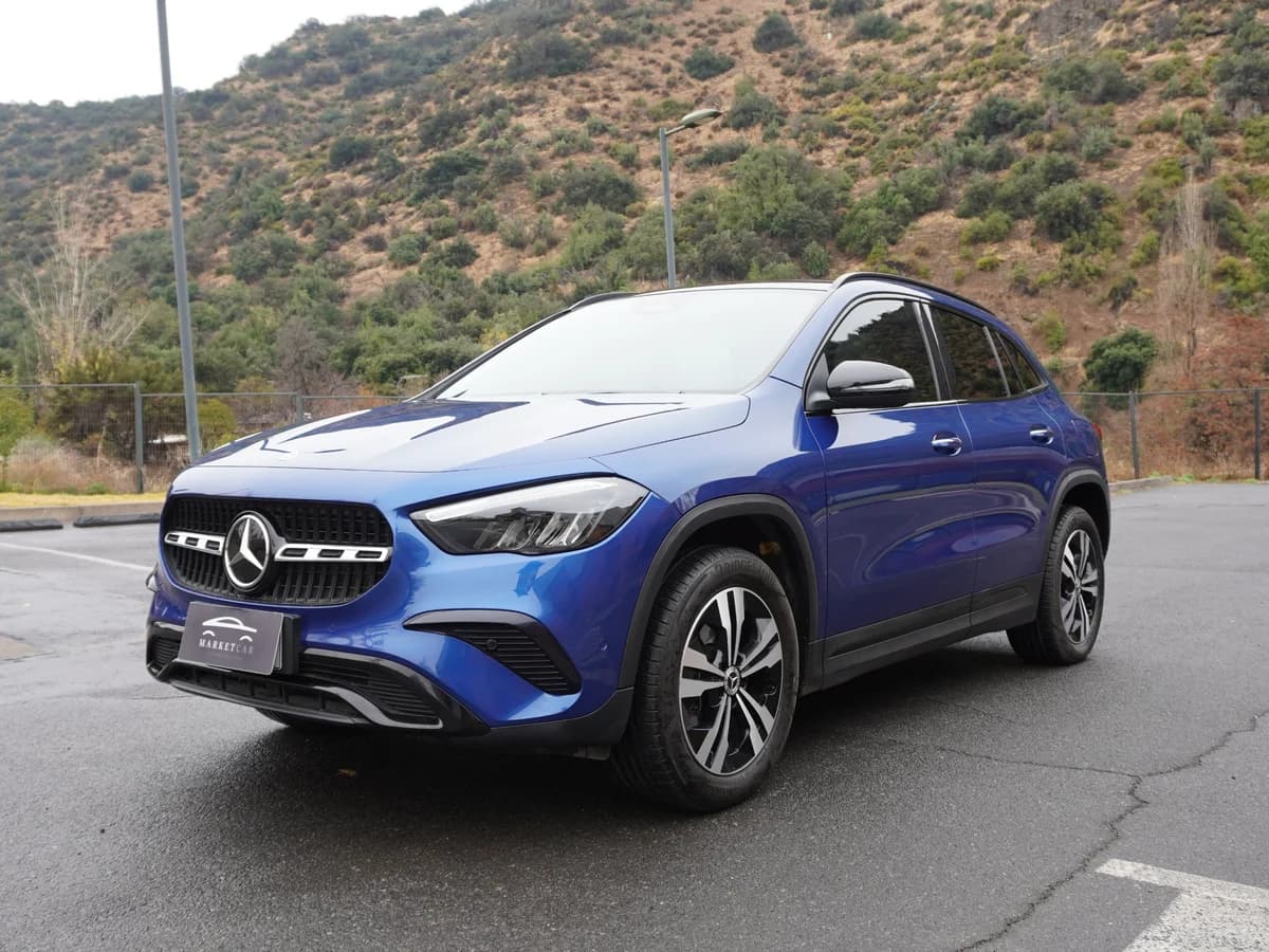 MERCEDES BENZ Gla 200 Progressive AT 2025 - Imagen 1