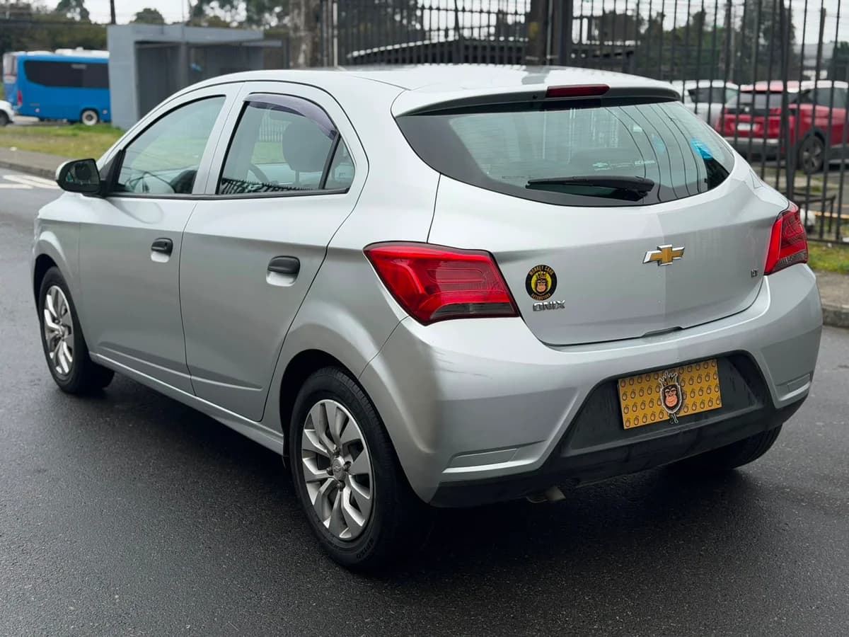 CHEVROLET Onix MT 2020 - Imagen 4