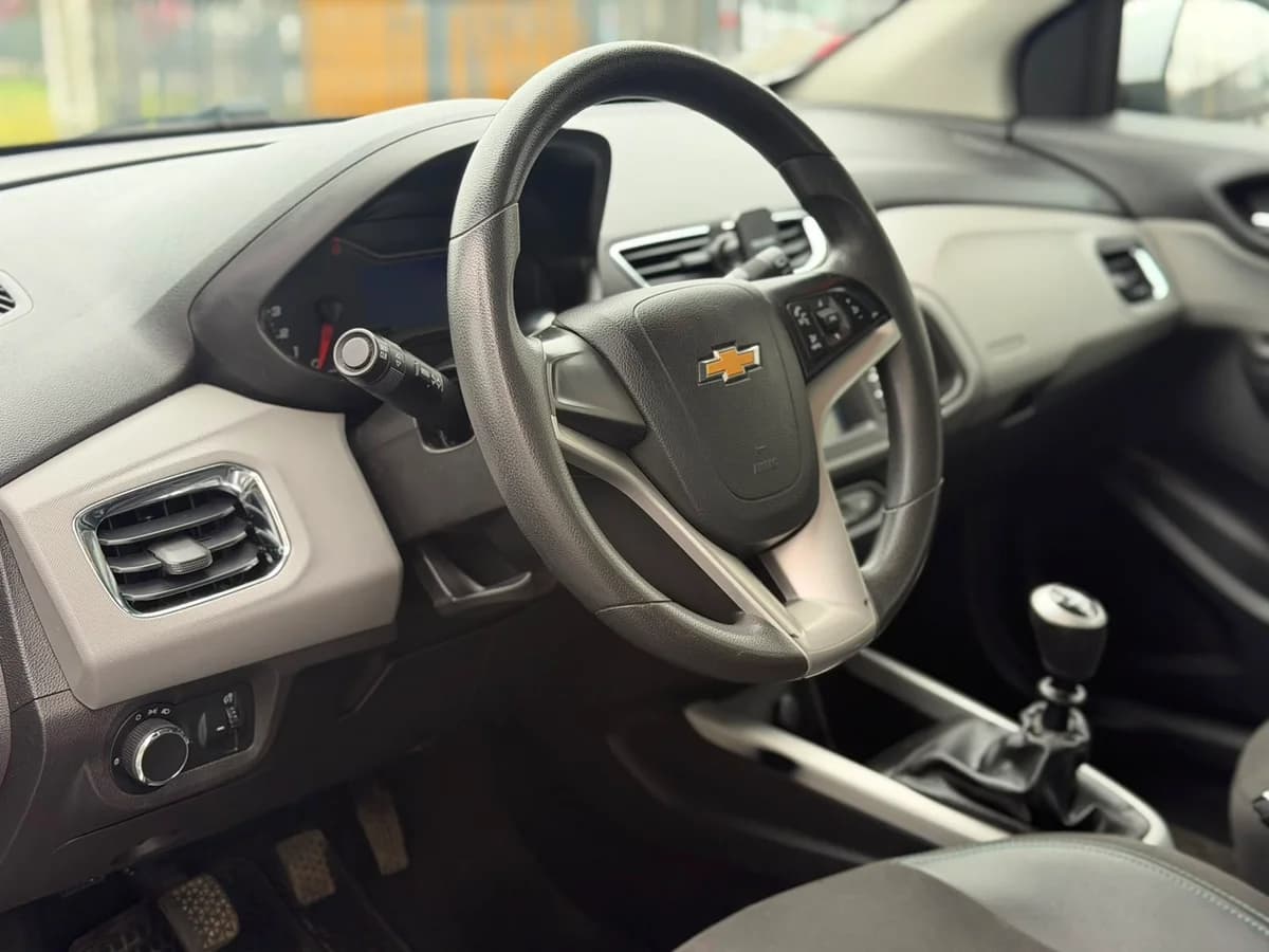 CHEVROLET Onix MT 2020 - Imagen 7