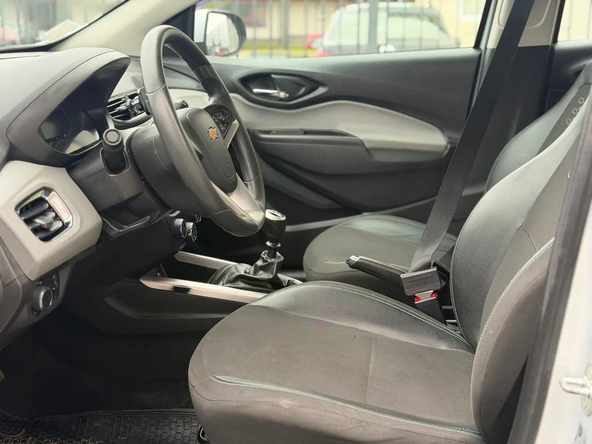 CHEVROLET Onix MT 2020 - Imagen 8