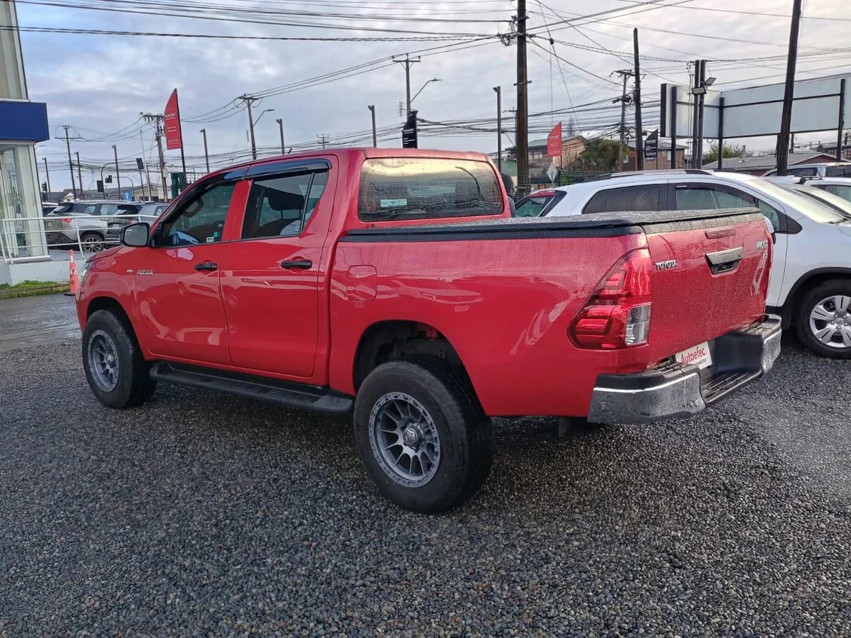 TOYOTA Hilux 4x4 2021 - Imagen 10