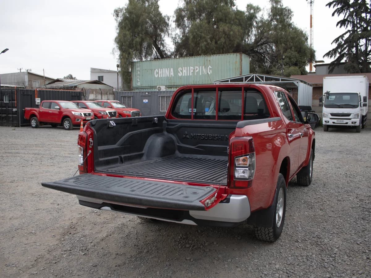 MITSUBISHI L200 CRT - Imagen 7