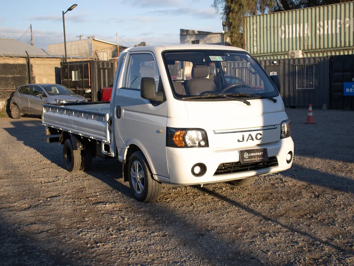 JAC X200 2.0 - Imagen 1