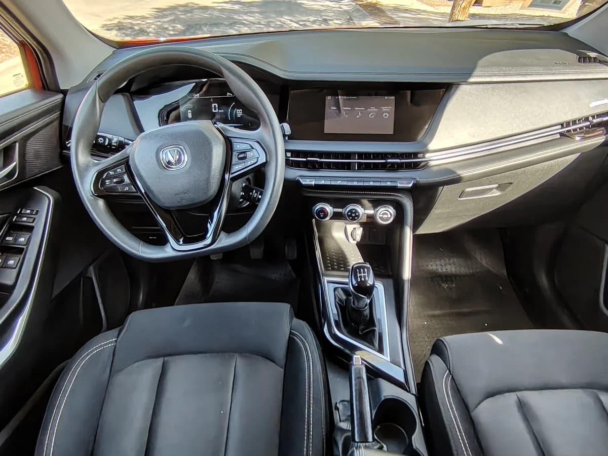 CHANGAN Cs15 1.5 COMFORT 4X2 MT 5P 2025 - Imagen 16