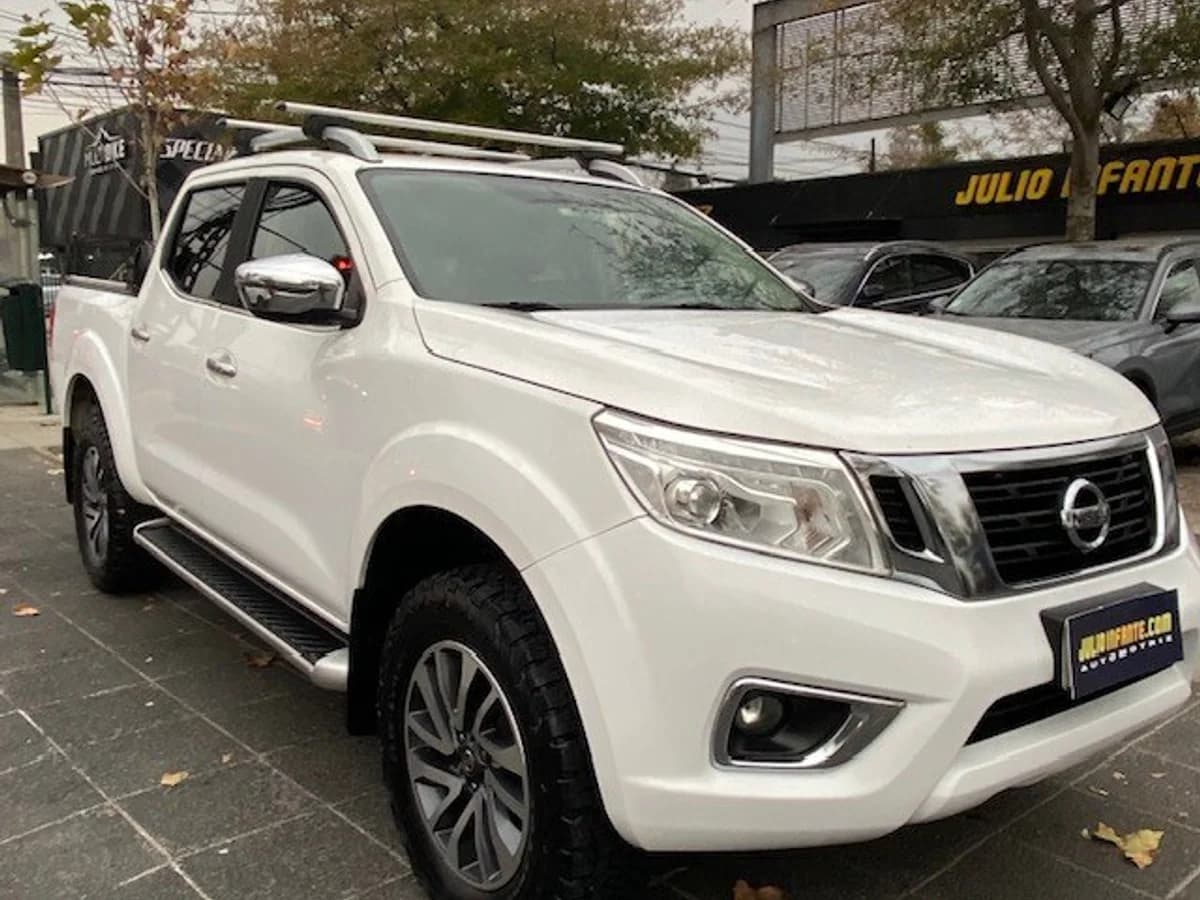 NISSAN NP300 4x4 2.3 Autom. 1 dueño. 2019 - Imagen 6