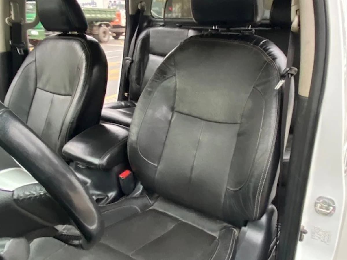 NISSAN NP300 4x4 2.3 Autom. 1 dueño. 2019 - Imagen 21