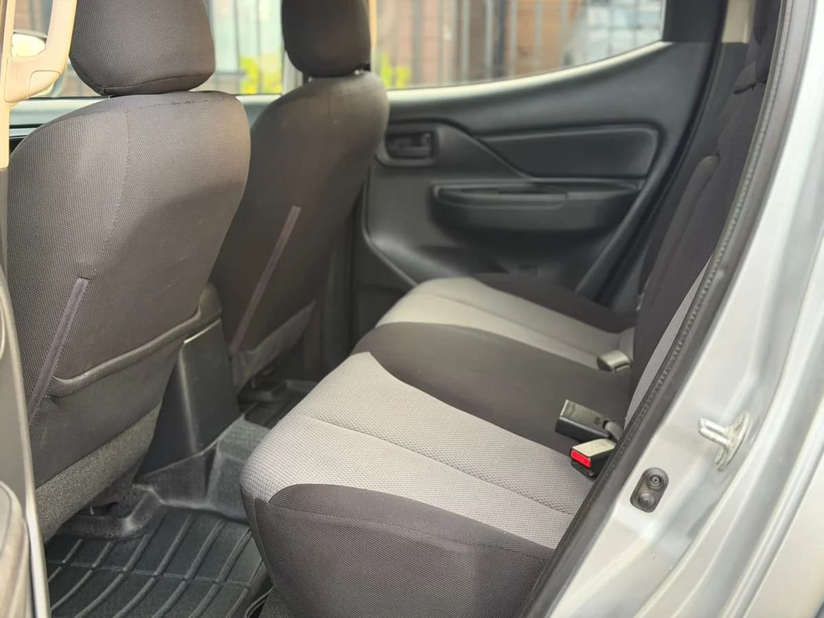 MITSUBISHI L200 KATANA CRT 4X4 2.4 2022 - Imagen 18