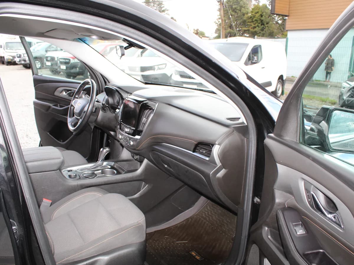 CHEVROLET Traverse 3.6 LT FWD II AT 5P 2021 - Imagen 5