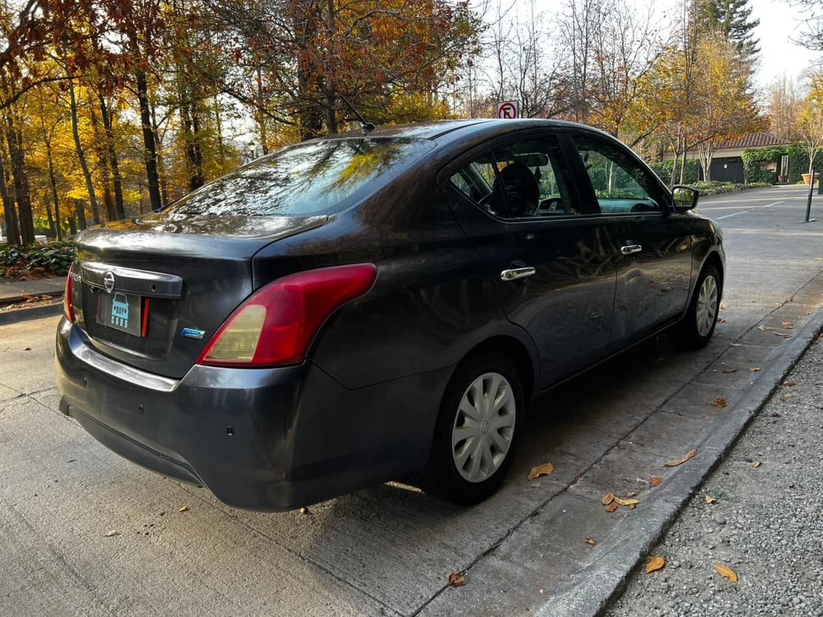 Nissan Versa 1.6L MT TAXI EJECUTIVO año 2016 - Imagen 8