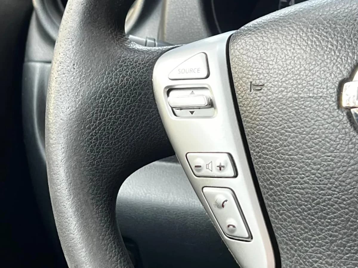 Nissan Versa 1.6L MT TAXI EJECUTIVO año 2016 - Imagen 14