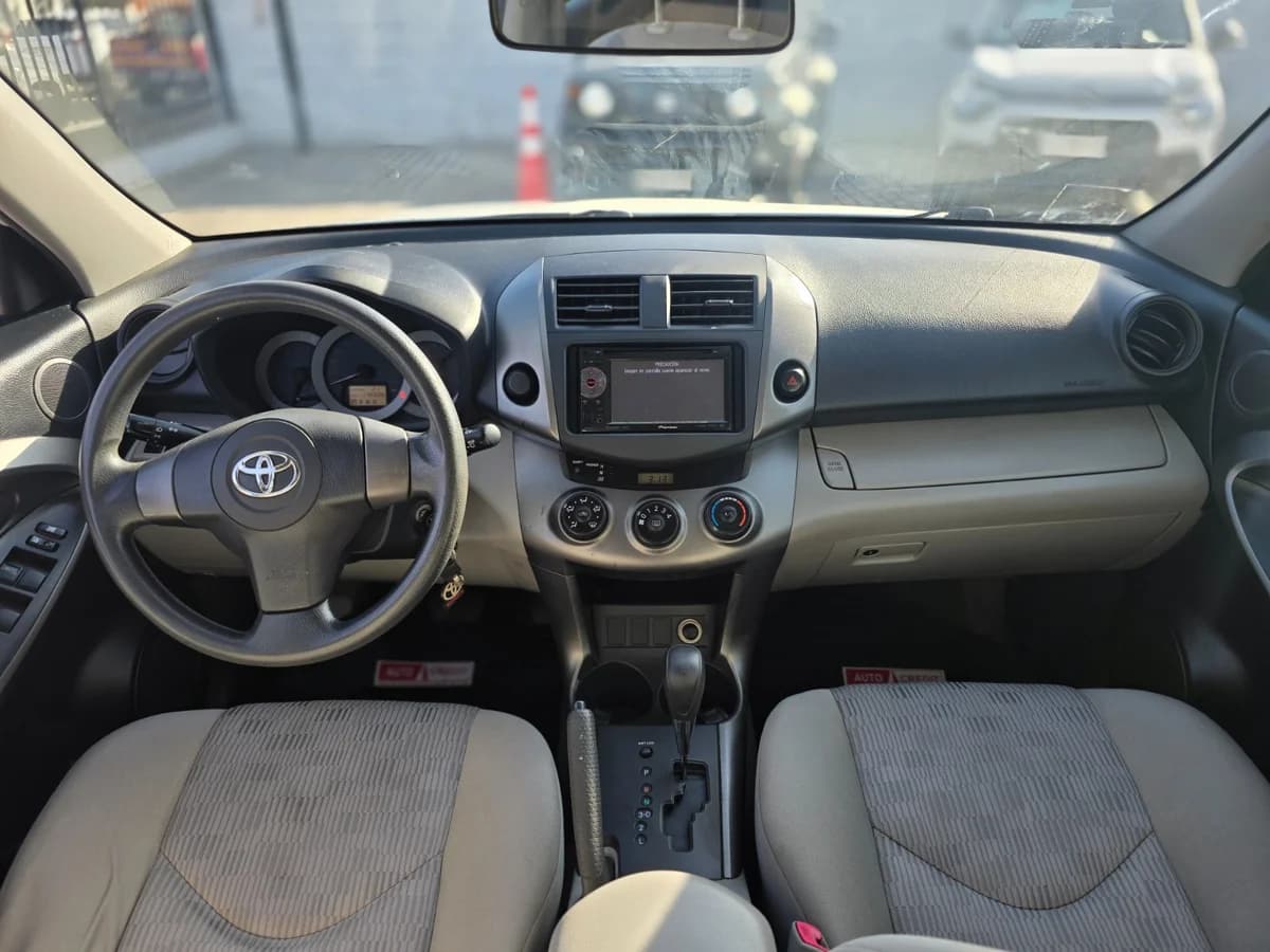 TOYOTA RAV4 2.4 AUT 2013 - Imagen 8