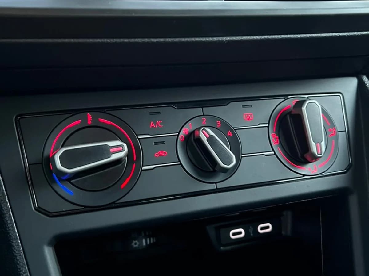 VOLKSWAGEN Nivus COMFORTLINE 4X2 AT 5P 2026 - Imagen 17