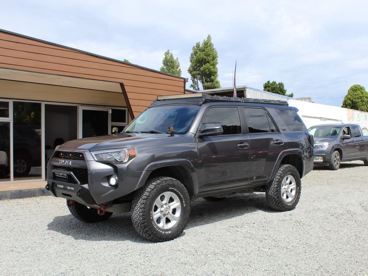 TOYOTA 4Runner 4X4 4.0 AUT 2019 - Imagen 1