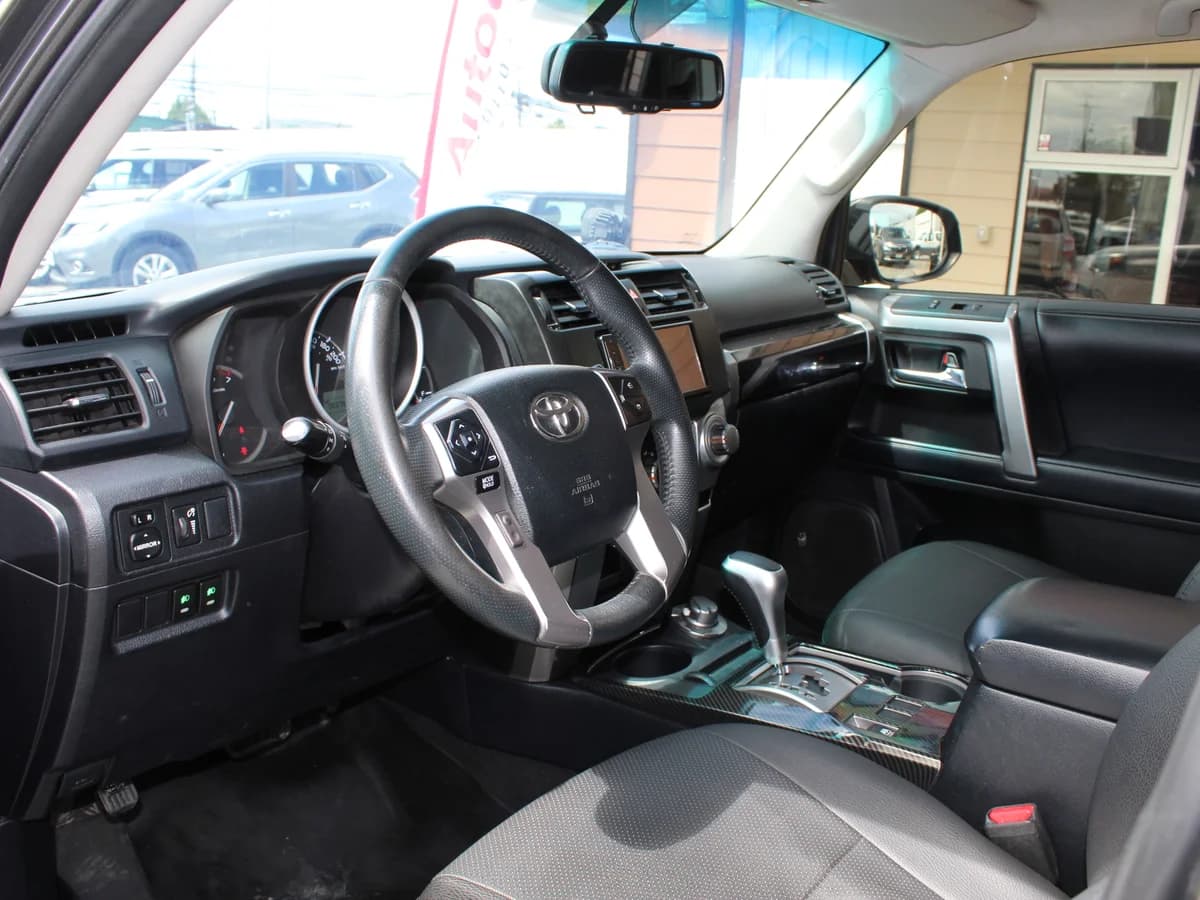 TOYOTA 4Runner 4X4 4.0 AUT 2019 - Imagen 10