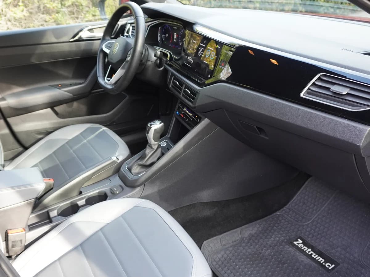 VOLKSWAGEN Nivus Highline 2023 - Imagen 31