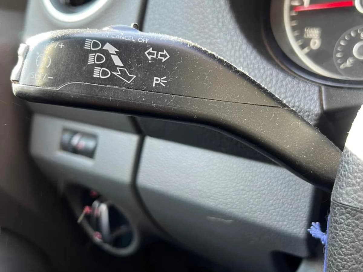 VOLKSWAGEN Amarok DIESEL 180HP AT 4P 2015 - Imagen 18