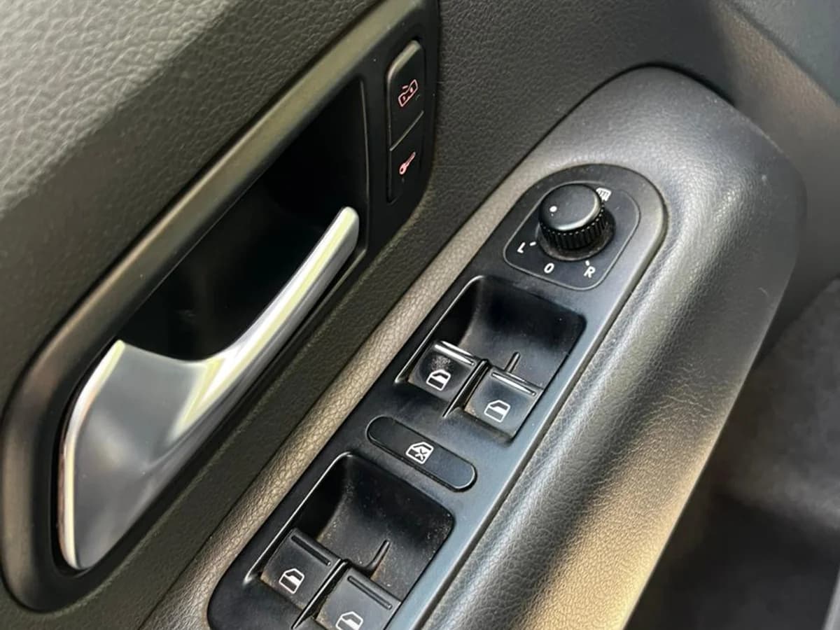VOLKSWAGEN Amarok DIESEL 180HP AT 4P 2015 - Imagen 22
