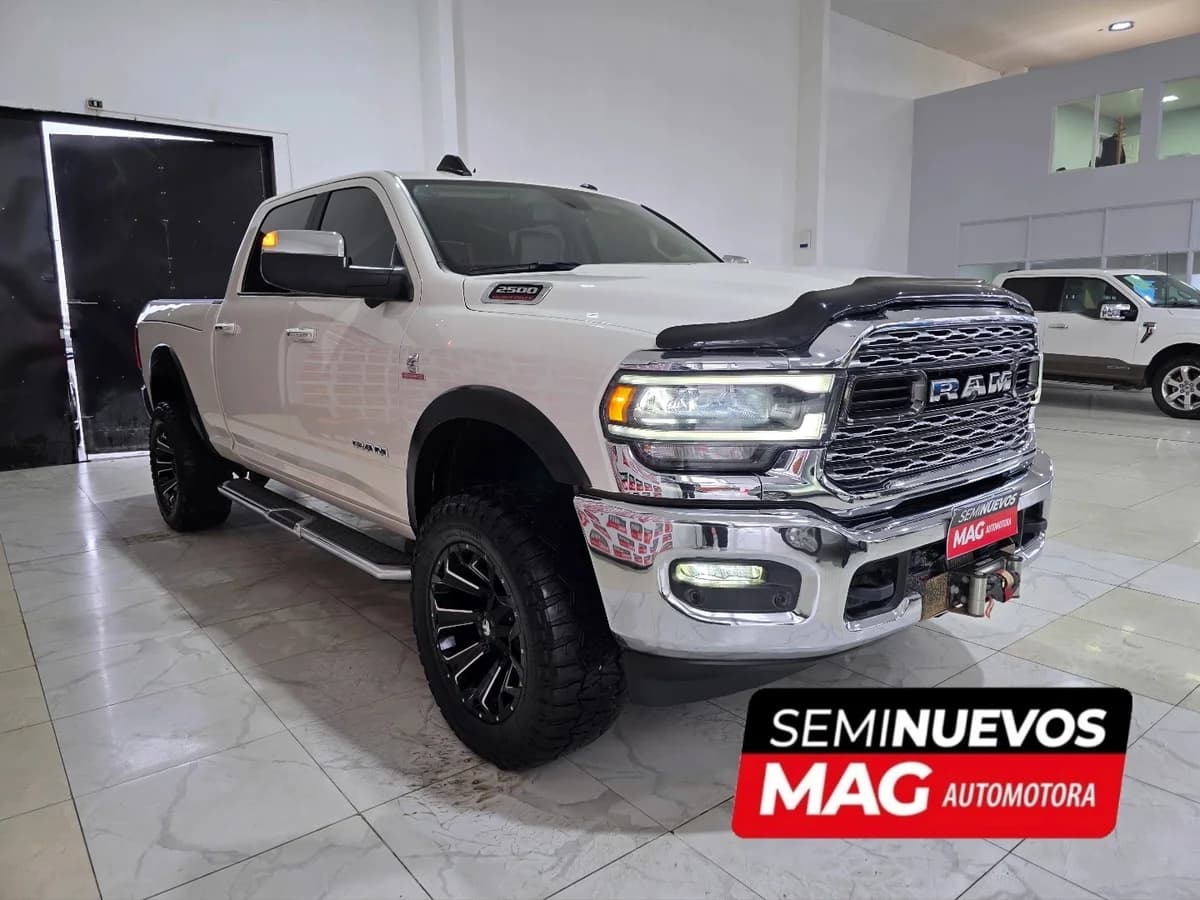 DODGE RAM 2500 6.7 LARAMIE DIESEL 4X4 CREW CAB DOB. CAB. AT 4P 2019 - Imagen 2