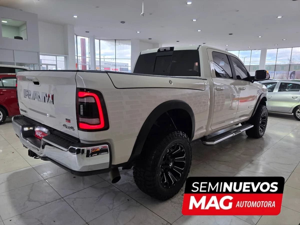 DODGE RAM 2500 6.7 LARAMIE DIESEL 4X4 CREW CAB DOB. CAB. AT 4P 2019 - Imagen 3