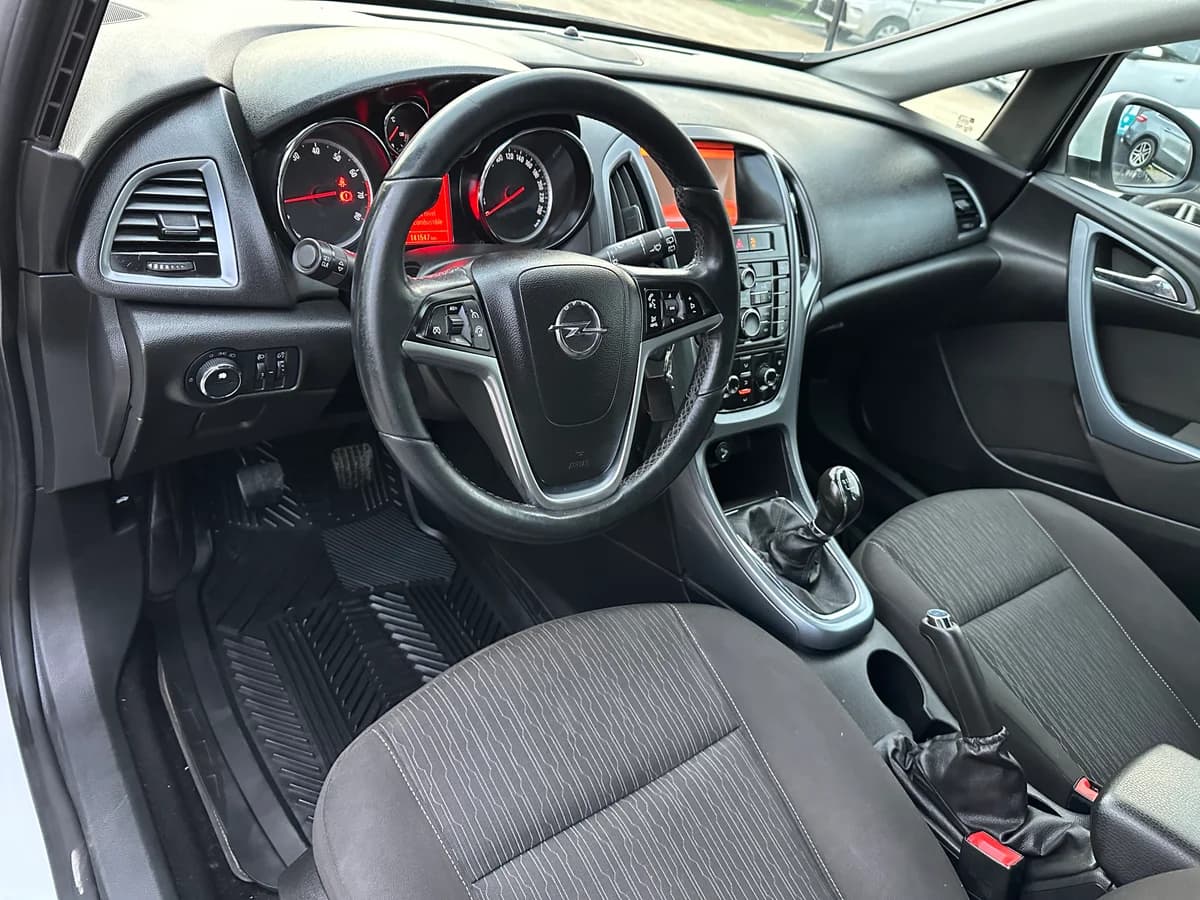 OPEL Astra HB 1.6 TURBO ENJOY R 2015 - Imagen 25