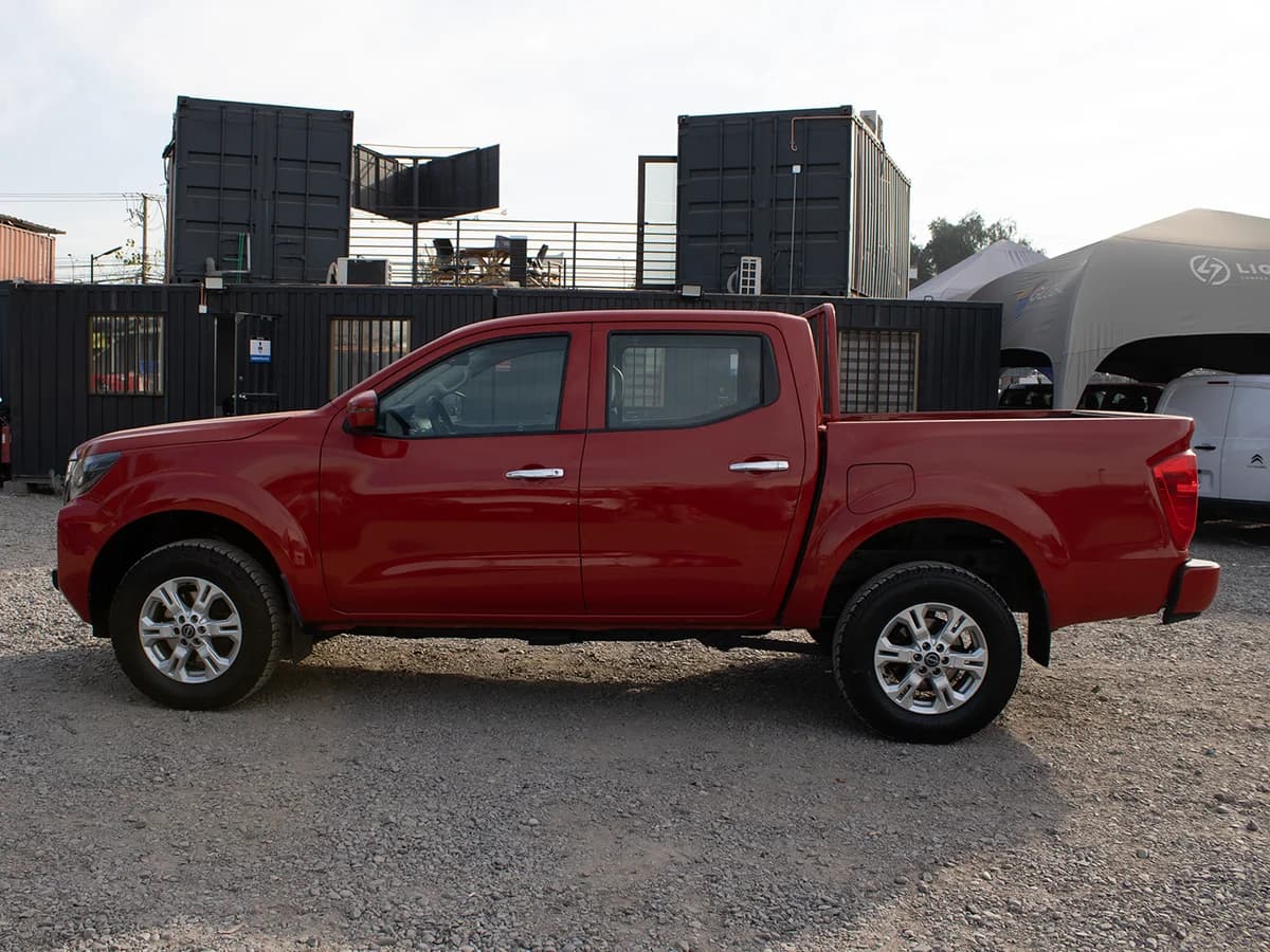 NISSAN NAVARA 4X4 - Imagen 4
