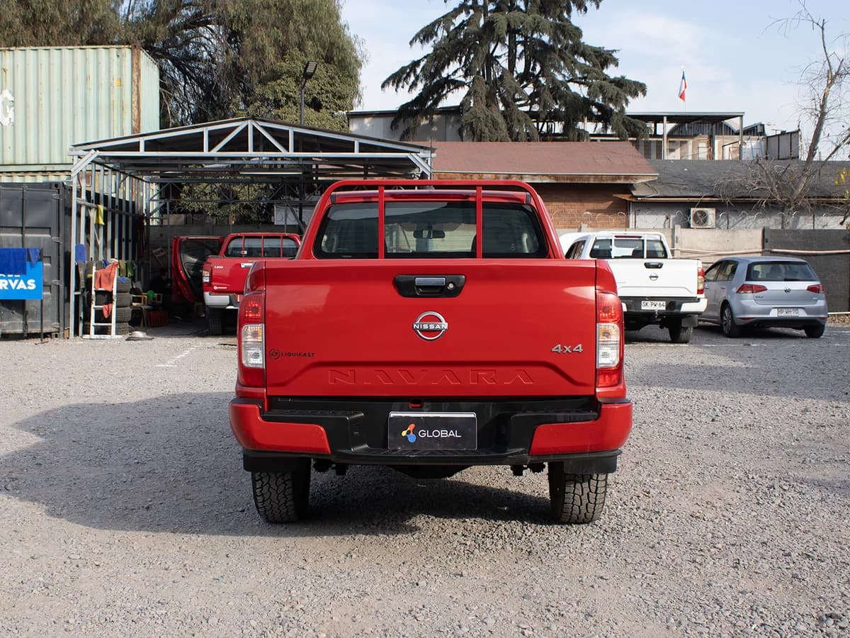 NISSAN NAVARA 4X4 - Imagen 5