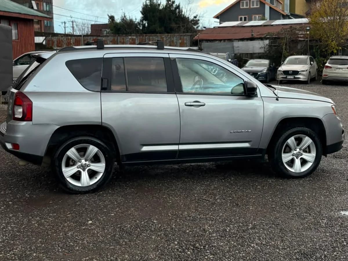 JEEP Compass 2.4 SPORT 2WD AT 5P 2015 - Imagen 5