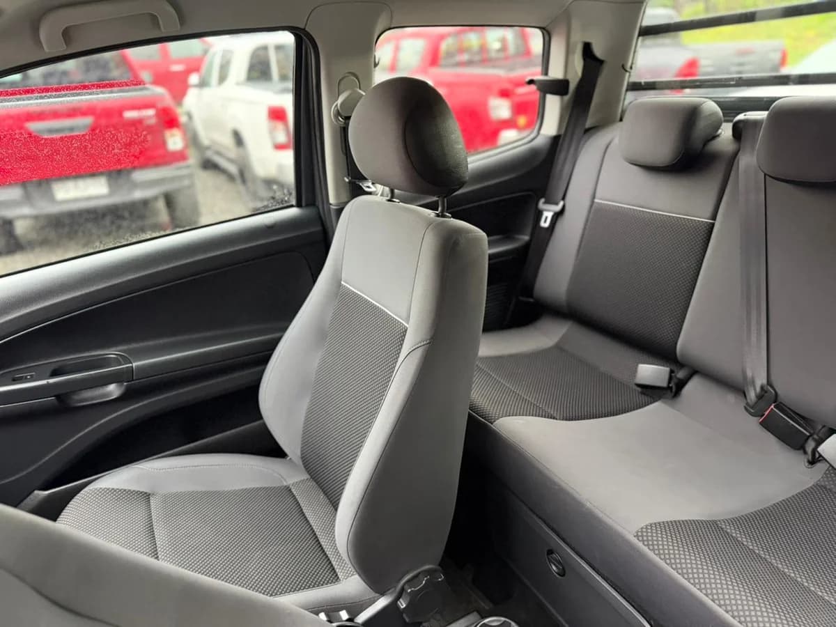 VOLKSWAGEN Saveiro COMFORTLINE MT 4X2 2022 - Imagen 17