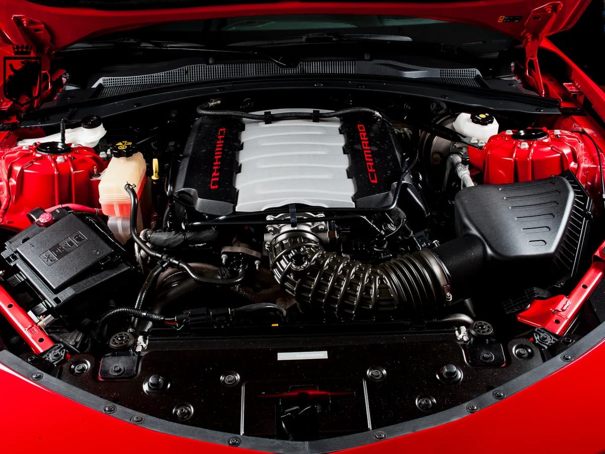 CHEVROLET Camaro V8 455 HP 2023 - Imagen 23