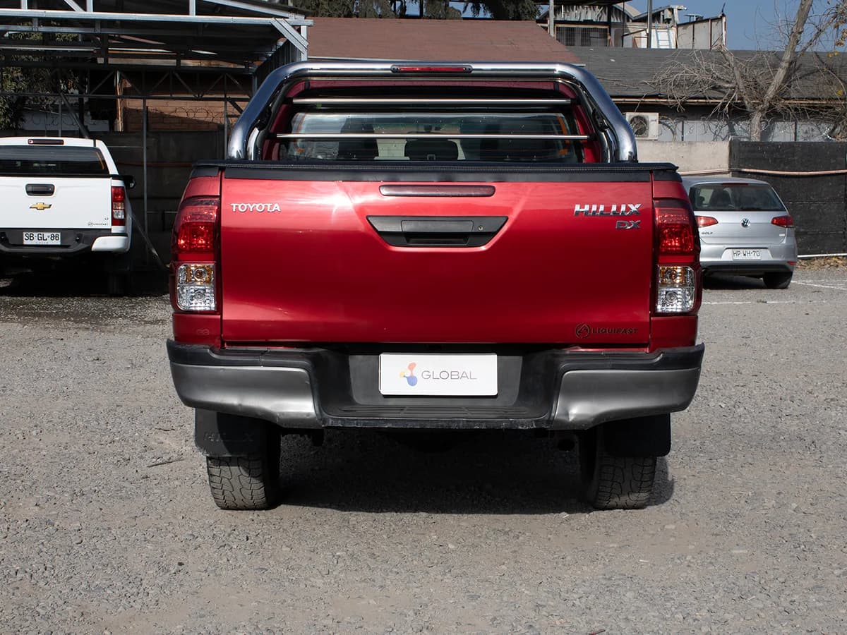 TOYOTA HILUX 4X4 - Imagen 2
