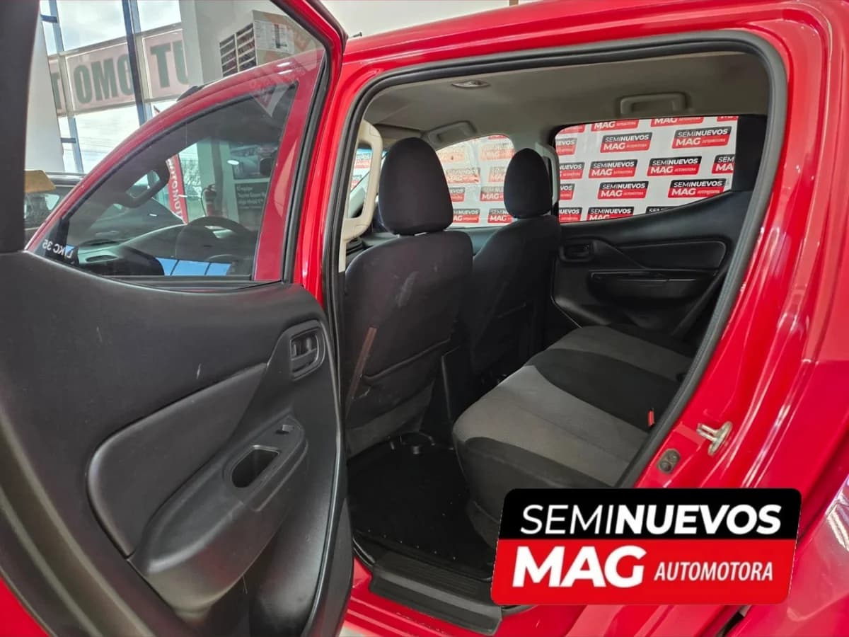 MITSUBISHI L200 2.4 DI-D 2020 - Imagen 7