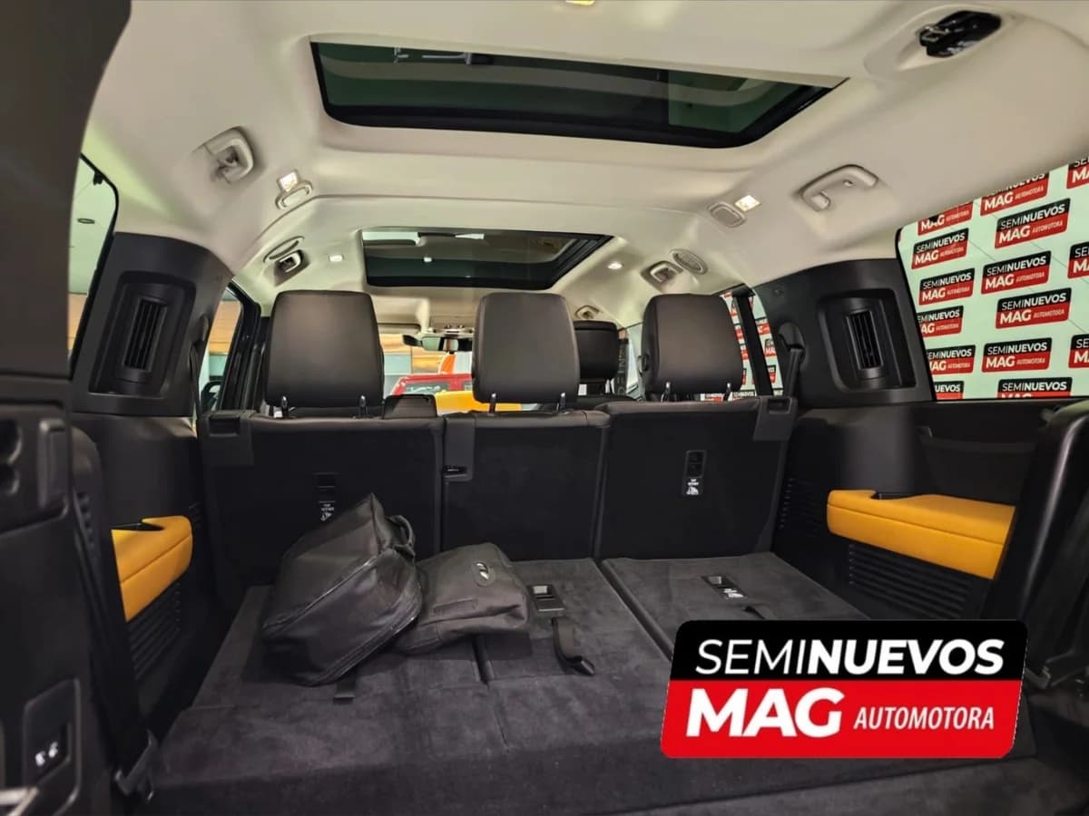 LAND ROVER DEFENDER 3.0 4X4 AT 3P 2024 - Imagen 9