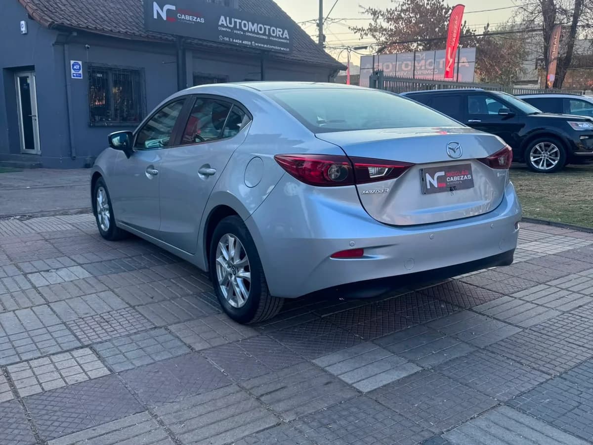 MAZDA 3 1.6 S 4X2 SDN 4AT 4P 2018 - Imagen 2