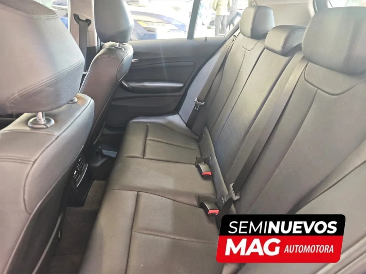 BMW 118 I 1.5 AUT 2019 - Imagen 8