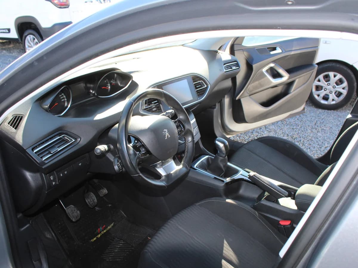 PEUGEOT 308 2017 - Imagen 10