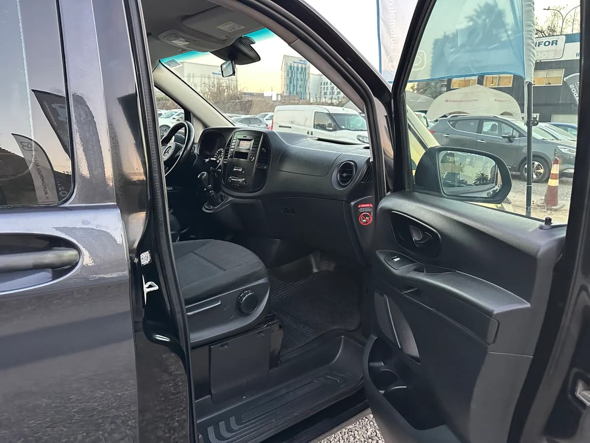 MERCEDES BENZ VITO 2.1 TOURER 114 CDI 2019 - Imagen 22