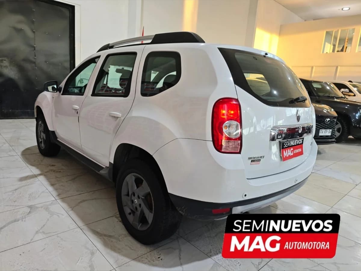 RENAULT Duster DYNAMIQUE 4X4 2.0 2014 - Imagen 2