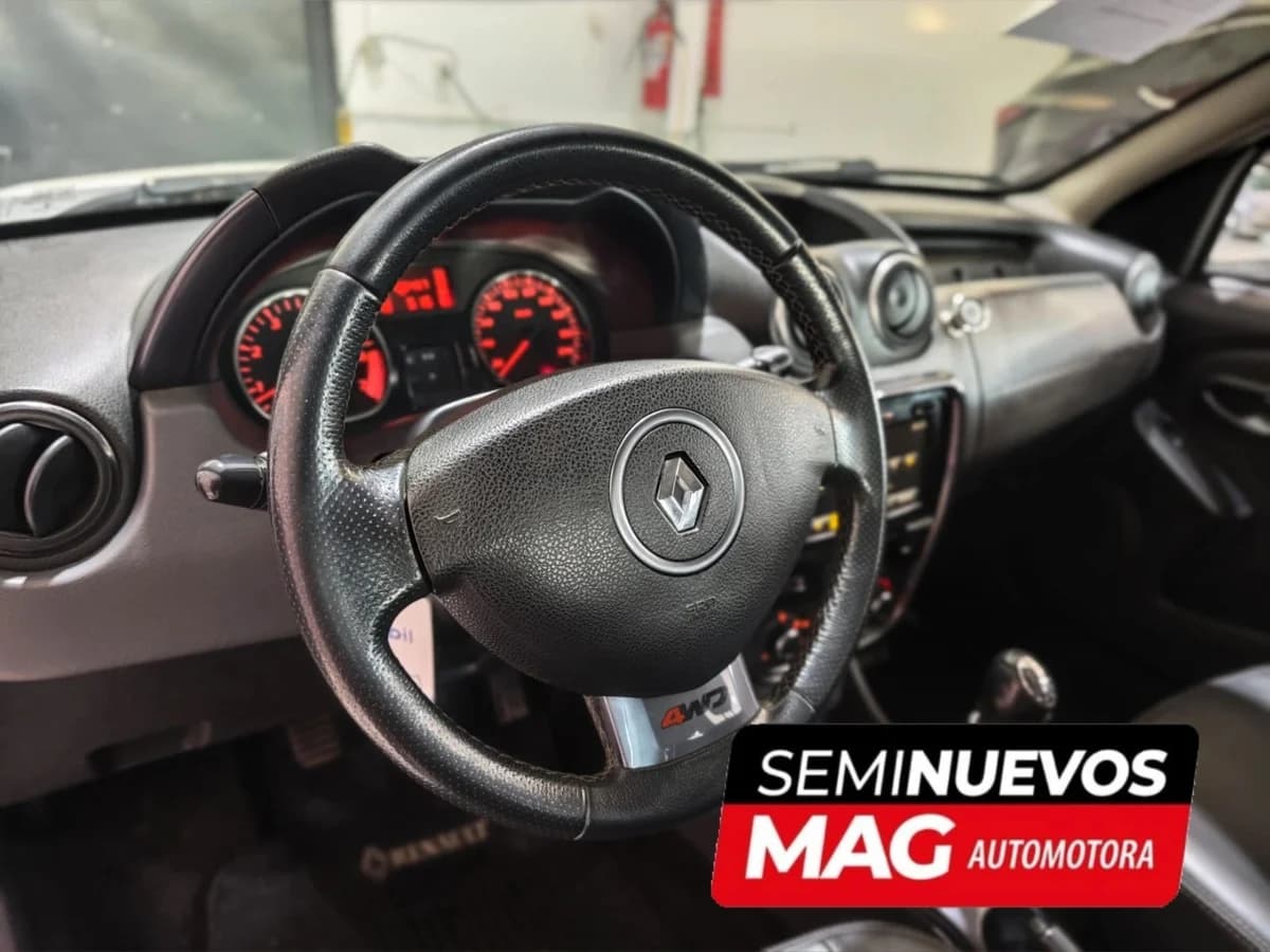 RENAULT Duster DYNAMIQUE 4X4 2.0 2014 - Imagen 9
