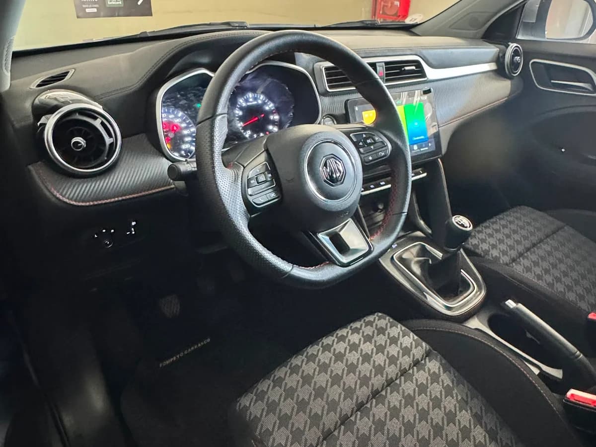 MG Zx 1.5 2023 - Imagen 12