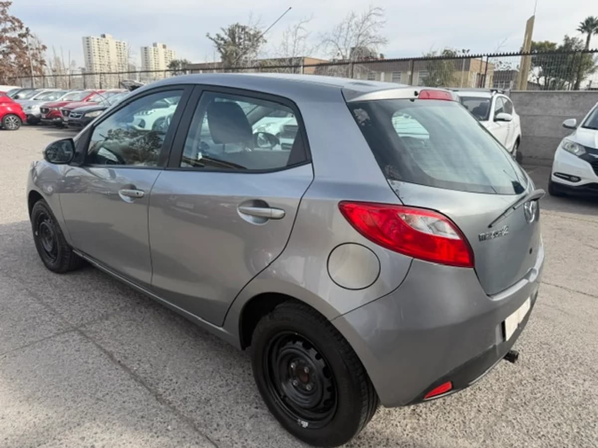 MAZDA 2 1.5 SPORT FULL 4X2 MT 5P 2014 - Imagen 6