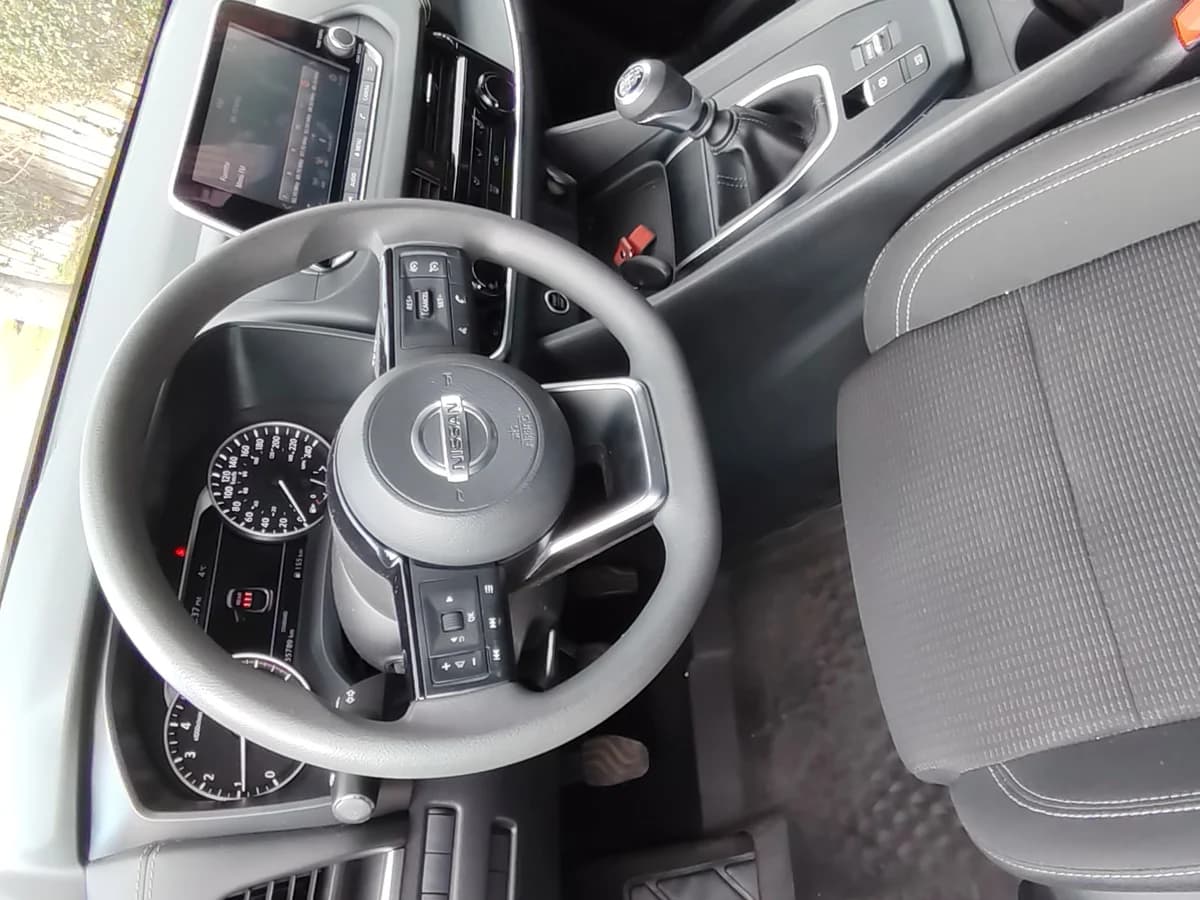 NISSAN Qashqai 1.3 MT 2023 - Imagen 18