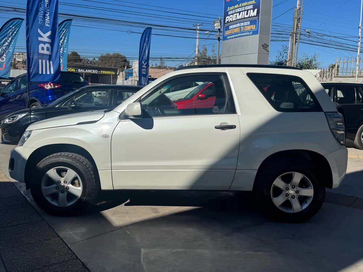 SUZUKI GRAND VITARA GLX SPORT 4X4 1.6 2018 - Imagen 9