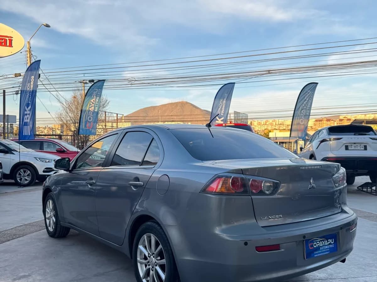 MITSUBISHI LANCER 1.6 RT 4X2 AT 4P 2015 - Imagen 6