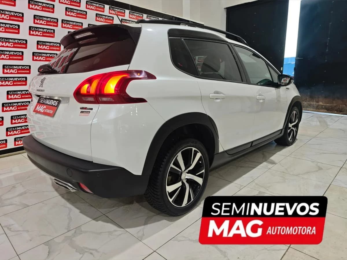 PEUGEOT 2008 1.2 GT-LINE PURETECH 4X2 110HP AT 5P 2018 - Imagen 4