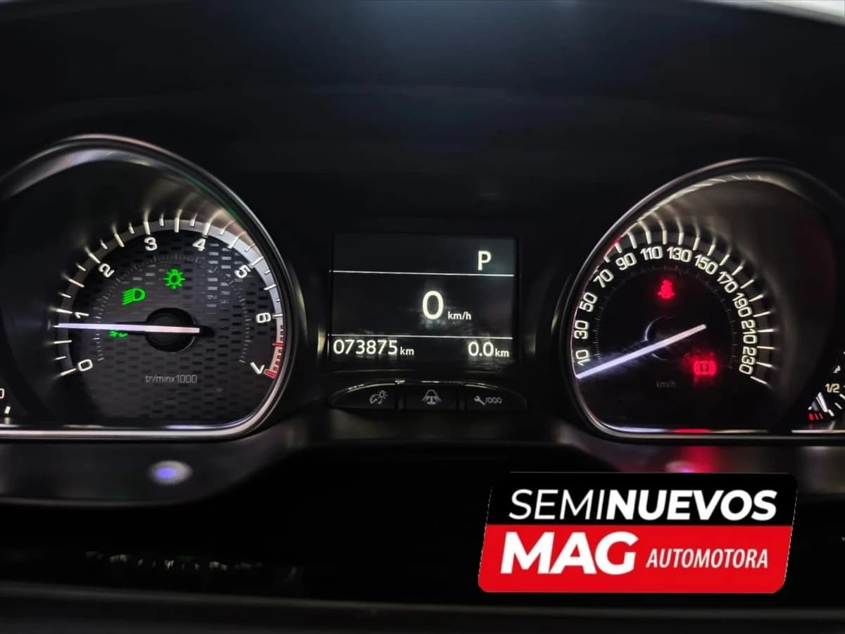 PEUGEOT 2008 1.2 GT-LINE PURETECH 4X2 110HP AT 5P 2018 - Imagen 6