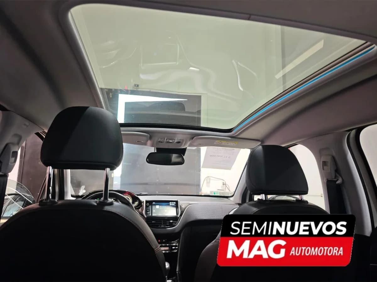 PEUGEOT 2008 1.2 GT-LINE PURETECH 4X2 110HP AT 5P 2018 - Imagen 11
