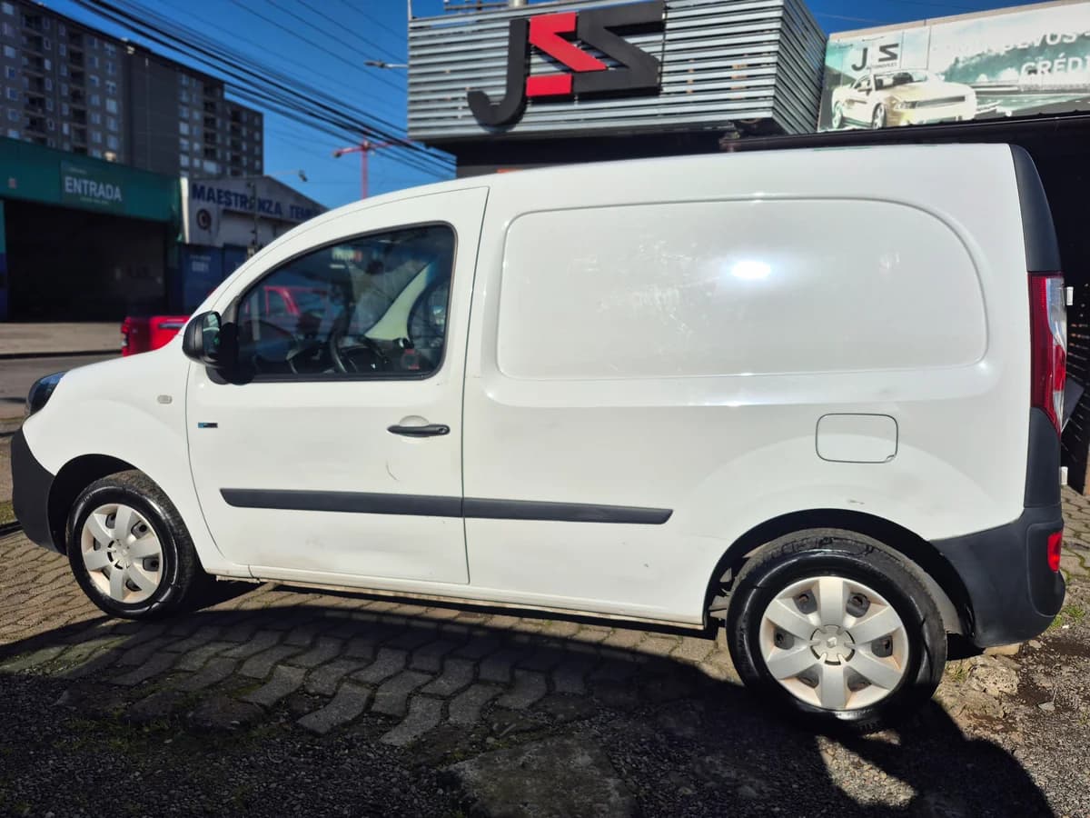 RENAULT KANGOO ZE AT ELECTRICO L1 33 KWH 4X2 FURGON 4P 2022 - Imagen 2