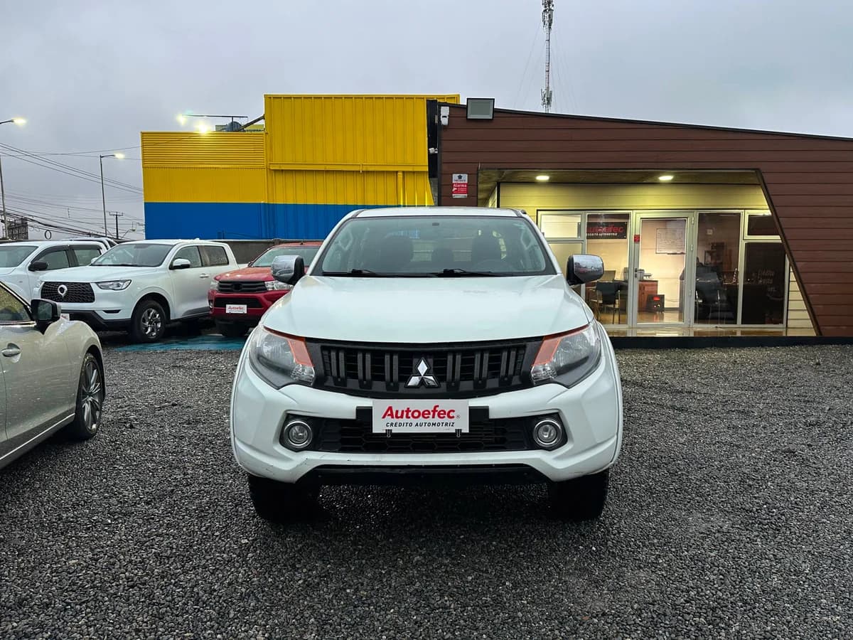 MITSUBISHI L200 KATANA CRT 4X4 2019 - Imagen 3